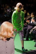 desfile-commedesgarcons-mennverno2013-45