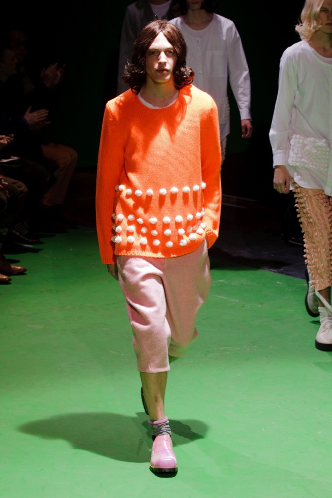 desfile-commedesgarcons-mennverno2013-47