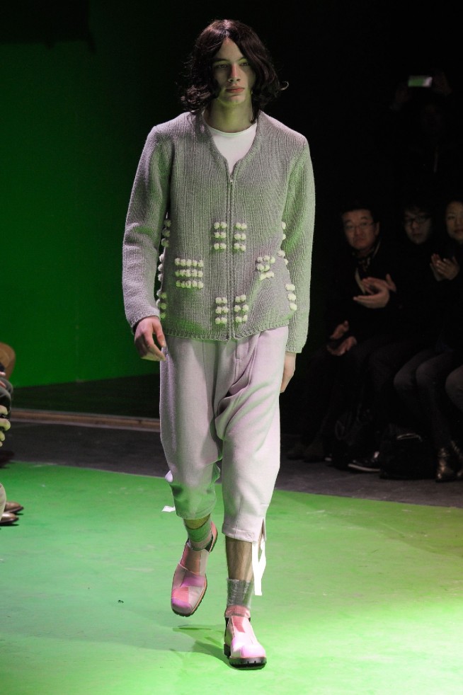 desfile-commedesgarcons-mennverno2013-49