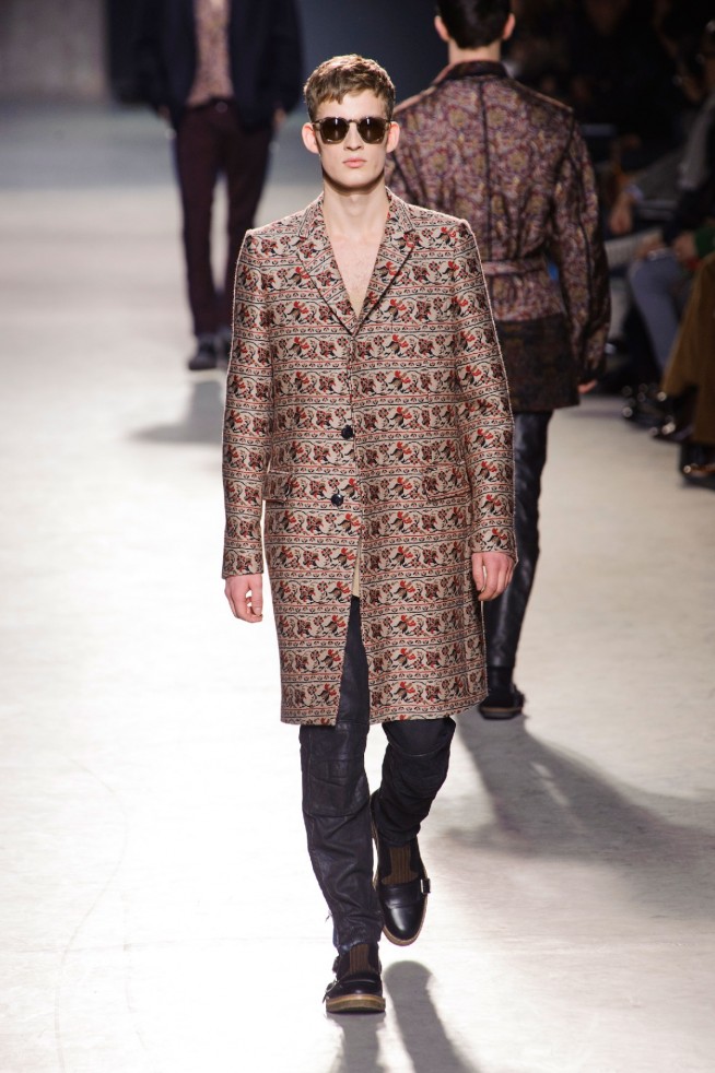 desfile-dries-van-noten-paris-men-inv2013-03