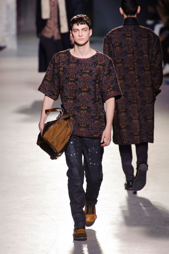 desfile-dries-van-noten-paris-men-inv2013-07