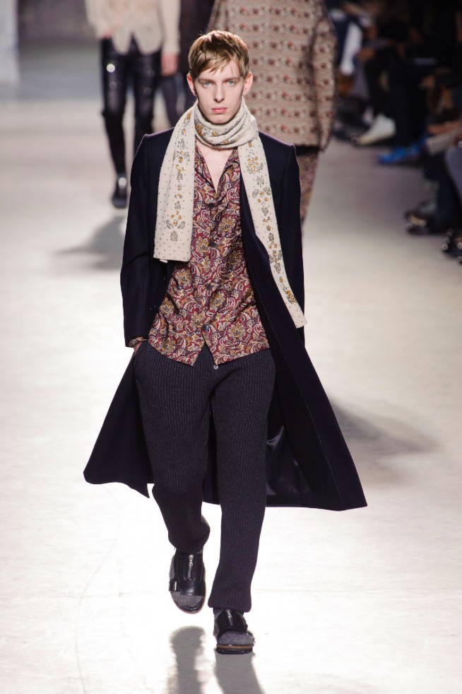 desfile-dries-van-noten-paris-men-inv2013-08