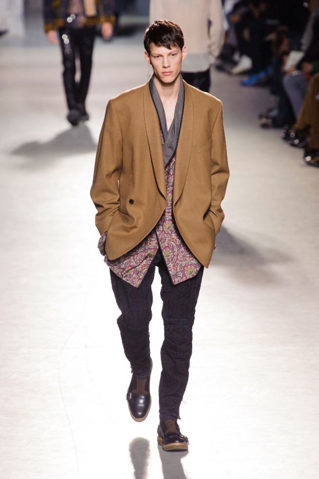 desfile-dries-van-noten-paris-men-inv2013-11