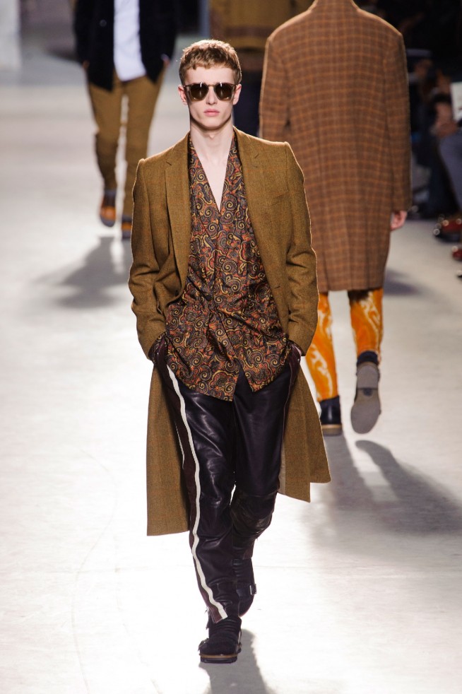 desfile-dries-van-noten-paris-men-inv2013-31