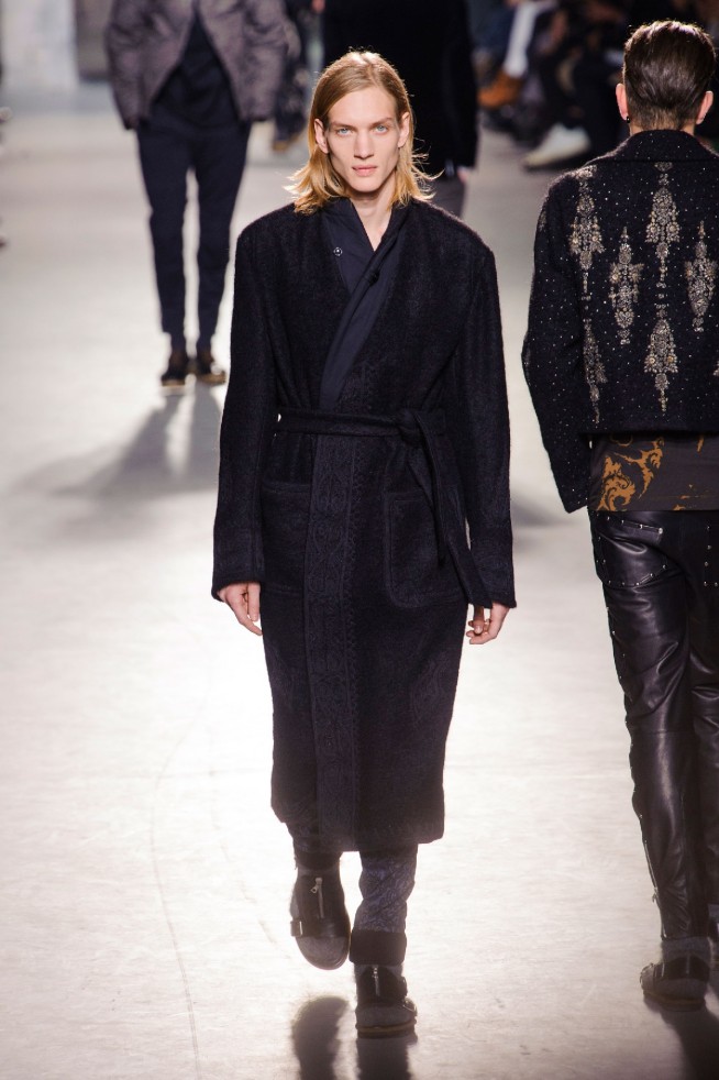desfile-dries-van-noten-paris-men-inv2013-44