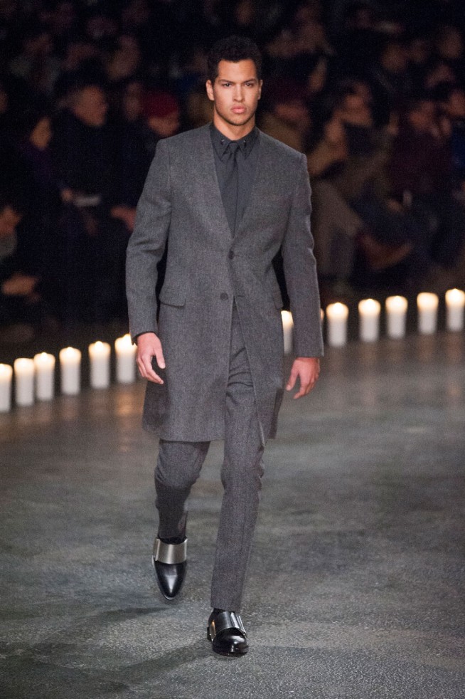 desfile-givenchy-mennverno2013-02