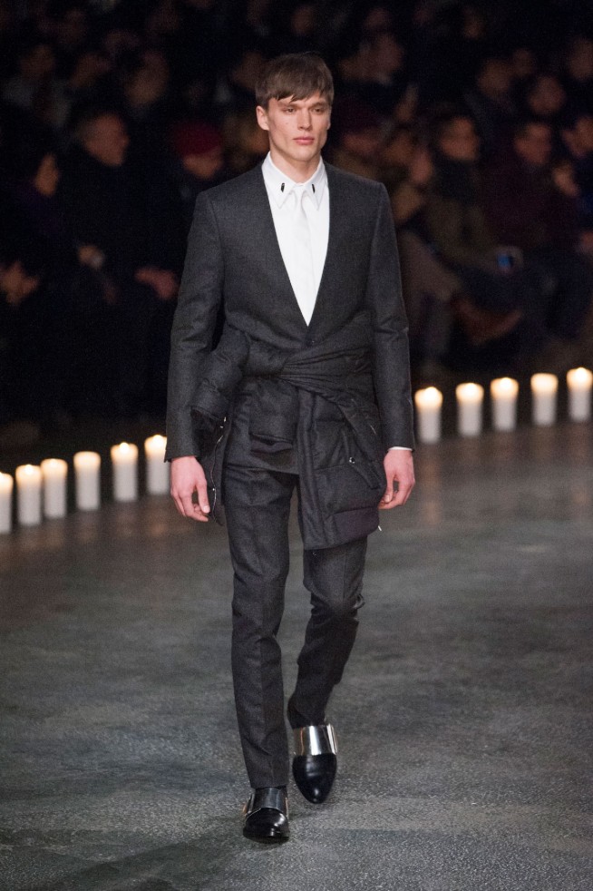 desfile-givenchy-mennverno2013-04