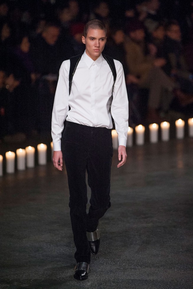 desfile-givenchy-mennverno2013-43