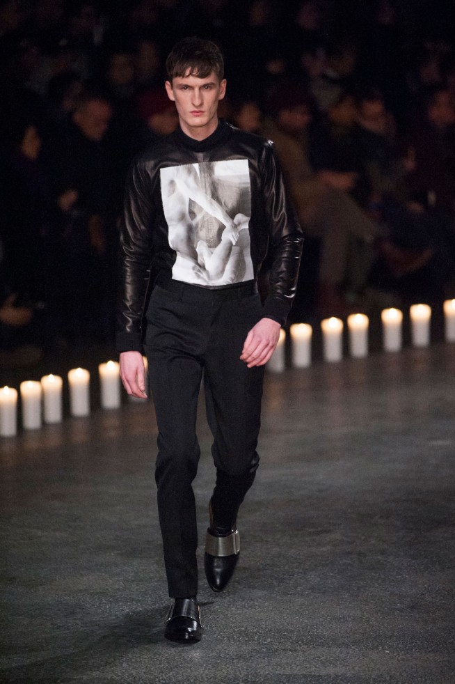 desfile-givenchy-mennverno2013-47