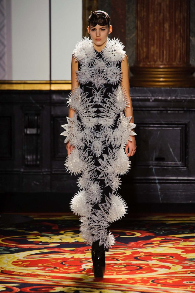 desfile-iris-van-herpen-paris-hc-verao-2013-109