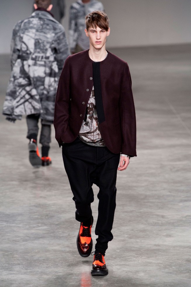 desfile-john-galliano-mennverno2013-22