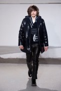 desfile-maison-martin-margiela-mennverno2013-20