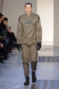 desfile-mugler-paris-mennverno2013-02