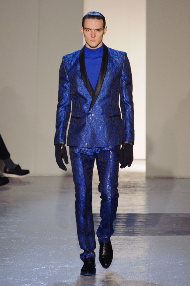 desfile-mugler-paris-mennverno2013-11