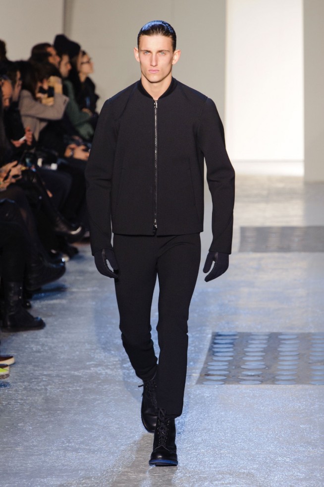desfile-mugler-paris-mennverno2013-33