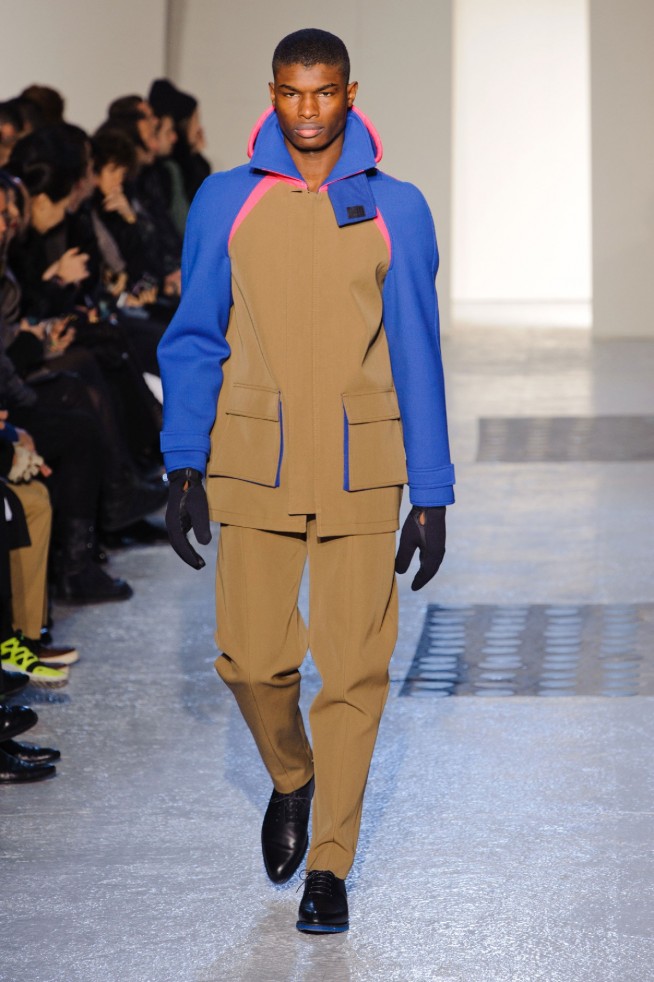 desfile-mugler-paris-mennverno2013-34
