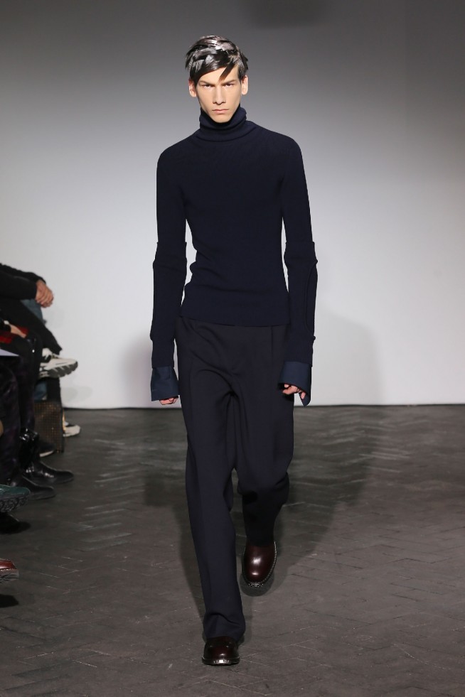 desfile-raf-simons-mennverno2013-03