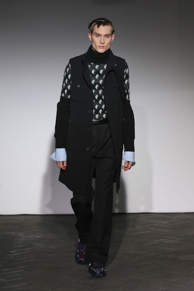 desfile-raf-simons-mennverno2013-18