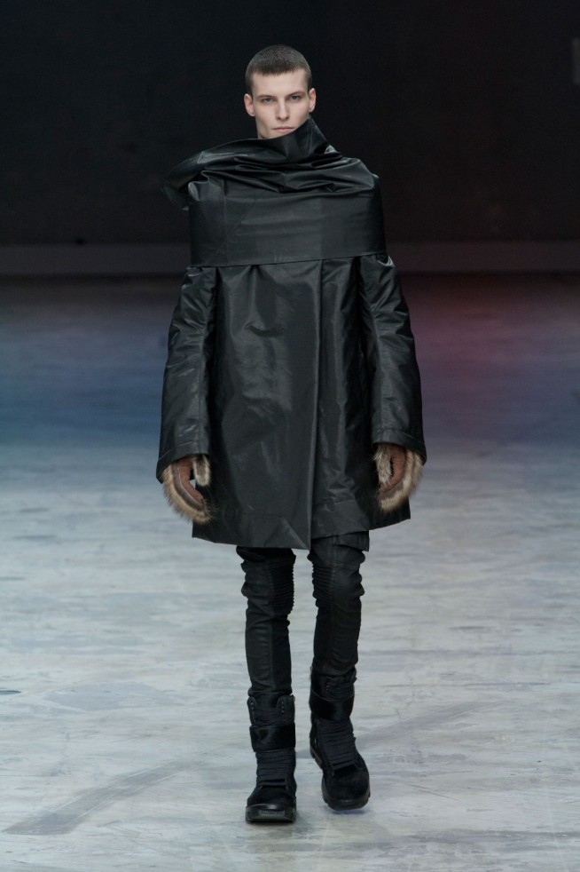 desfile-rick-owens-mennverno2013-04