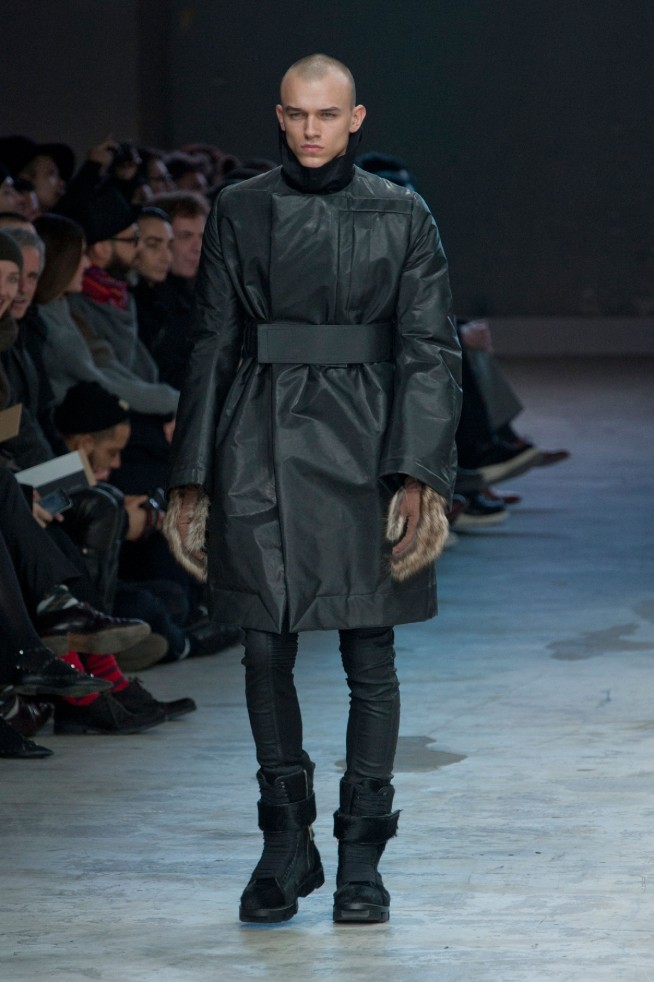 desfile-rick-owens-mennverno2013-05