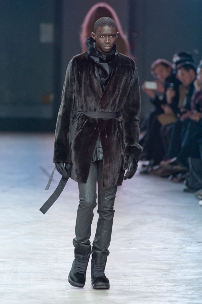 desfile-rick-owens-mennverno2013-15