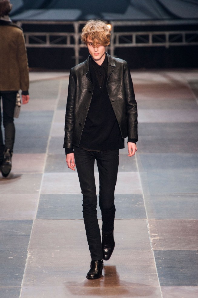 desfile-saint-laurent-paris-men-inv2013-08
