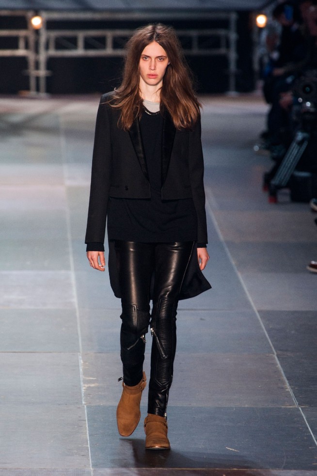 desfile-saint-laurent-paris-men-inv2013-36