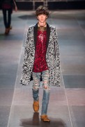 desfile-saint-laurent-paris-men-inv2013-38