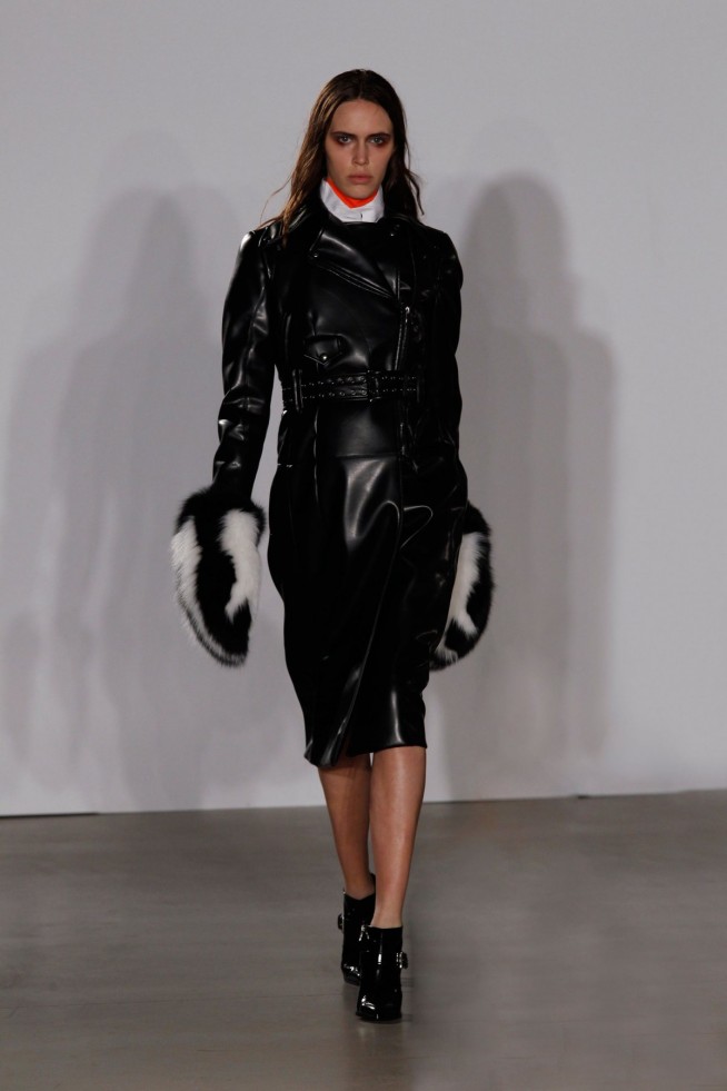 desfile-altuzarar-ny-inv2014-21