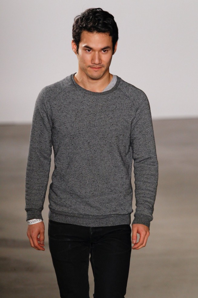 desfile-altuzarar-ny-inv2014-39