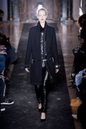 desfile-anthony-vaccarello-inverno2014-02