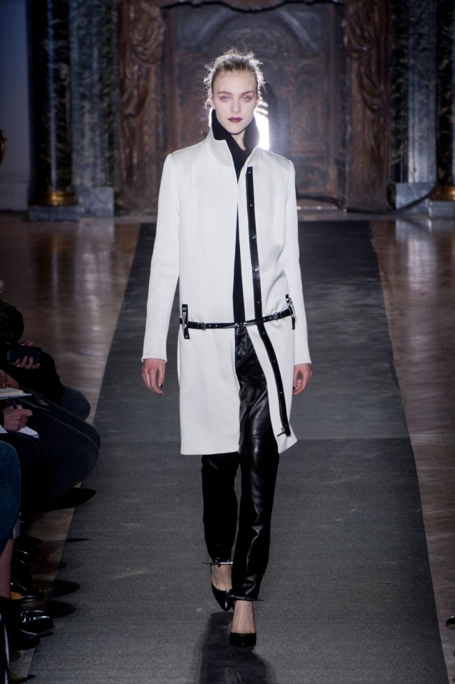 desfile-anthony-vaccarello-inverno2014-13