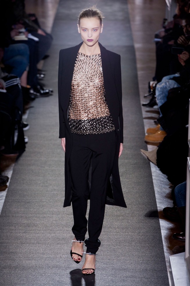 desfile-anthony-vaccarello-inverno2014-22