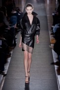 desfile-anthony-vaccarello-inverno2014-26
