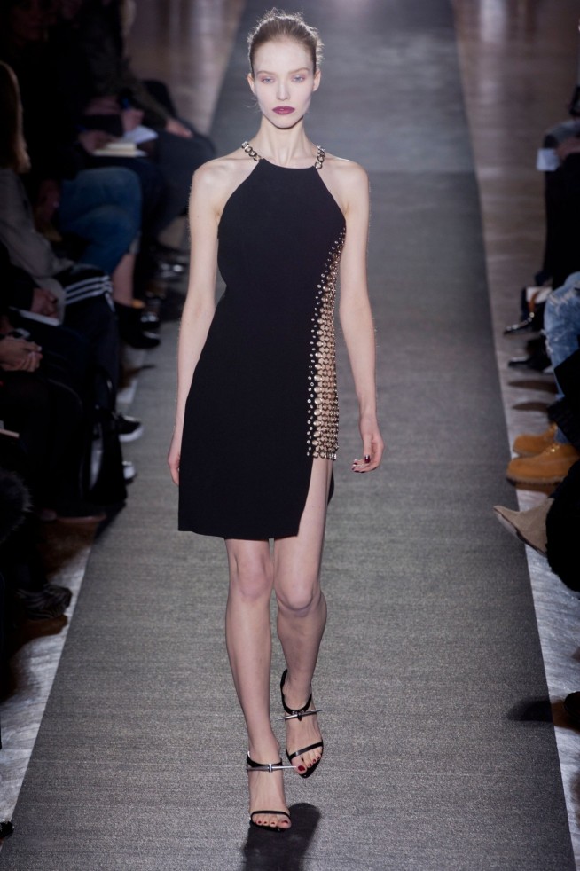 desfile-anthony-vaccarello-inverno2014-28