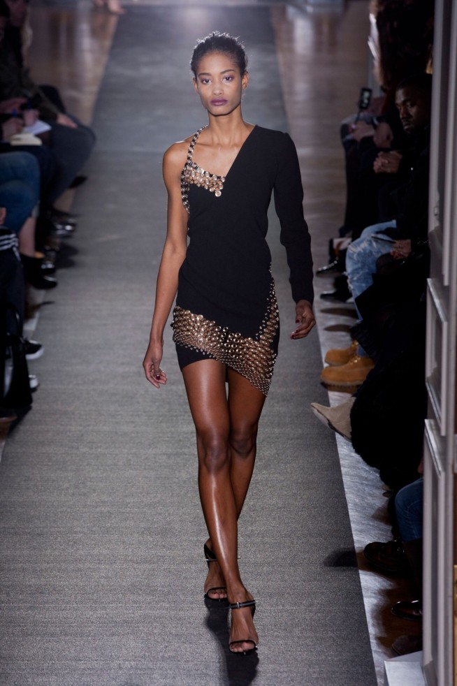 desfile-anthony-vaccarello-inverno2014-29
