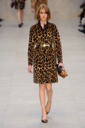 desfile-burberry-ny-inverno2014-13