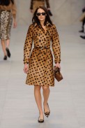 desfile-burberry-ny-inverno2014-14