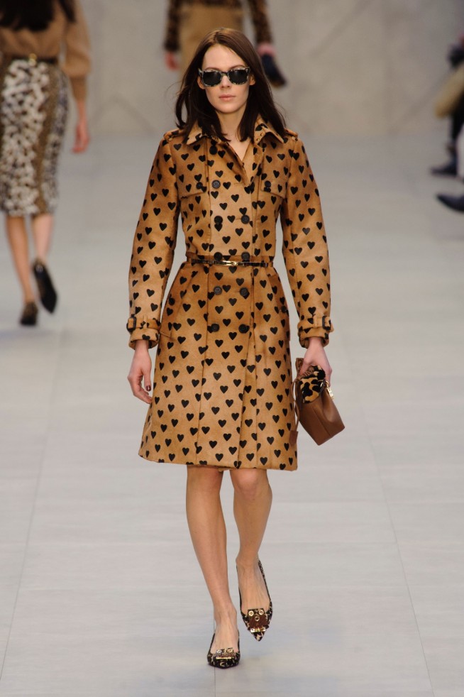 desfile-burberry-ny-inverno2014-14