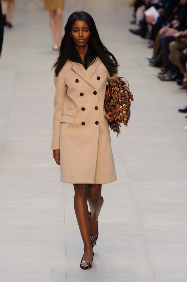 desfile-burberry-ny-inverno2014-18