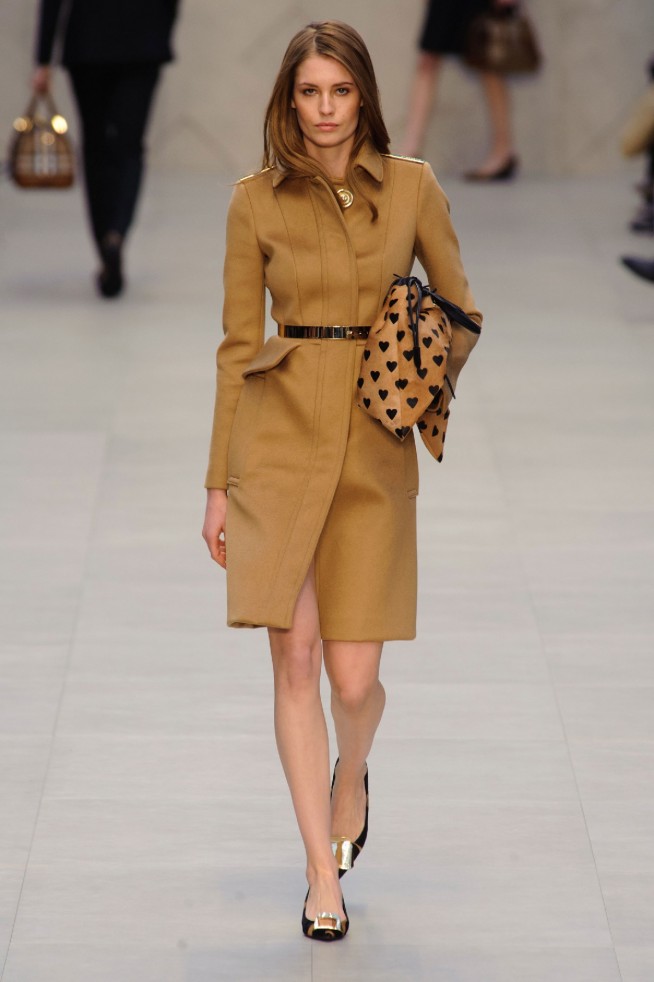 desfile-burberry-ny-inverno2014-19