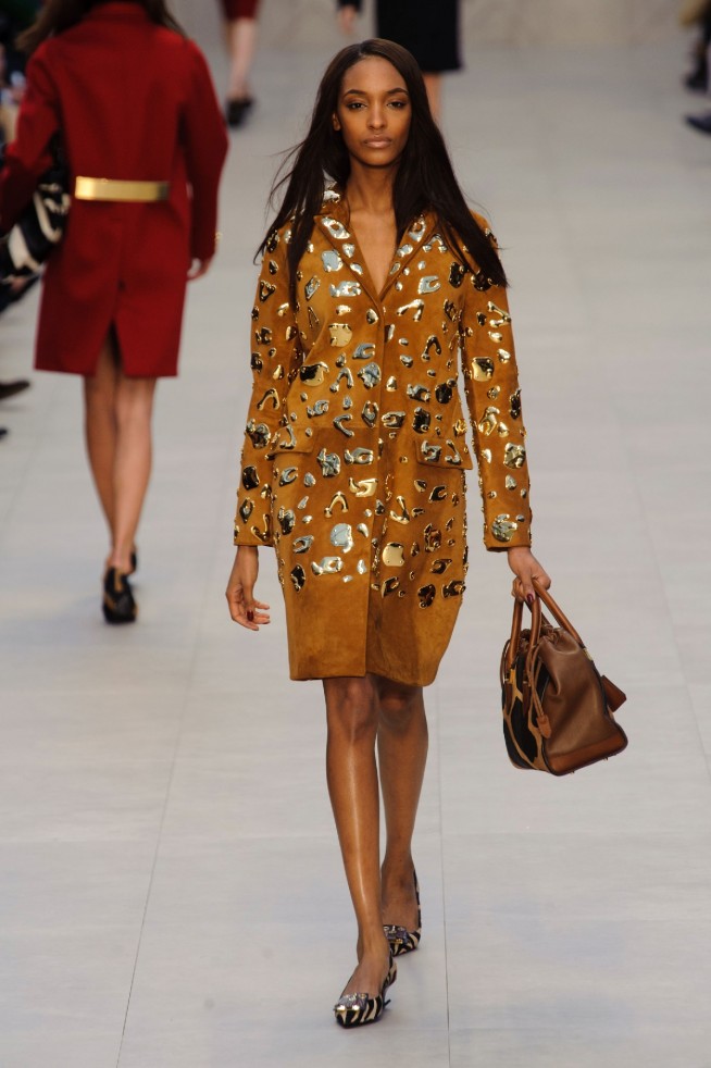 desfile-burberry-ny-inverno2014-25