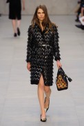 desfile-burberry-ny-inverno2014-33