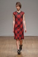desfile-clements-ribeiro-londres-inv2014-16