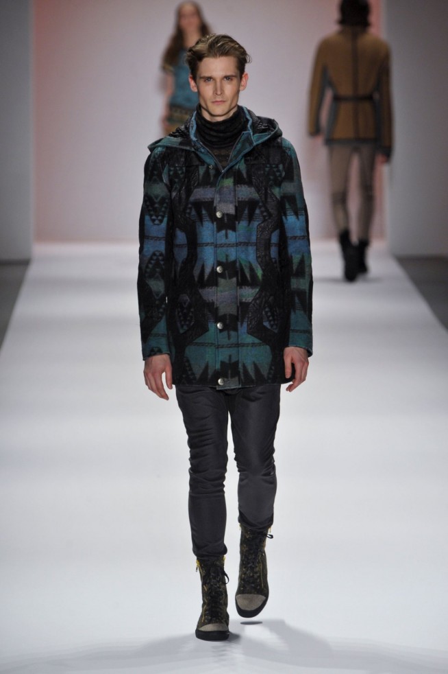 desfile-custo-barcelona-ny-inv2014-04
