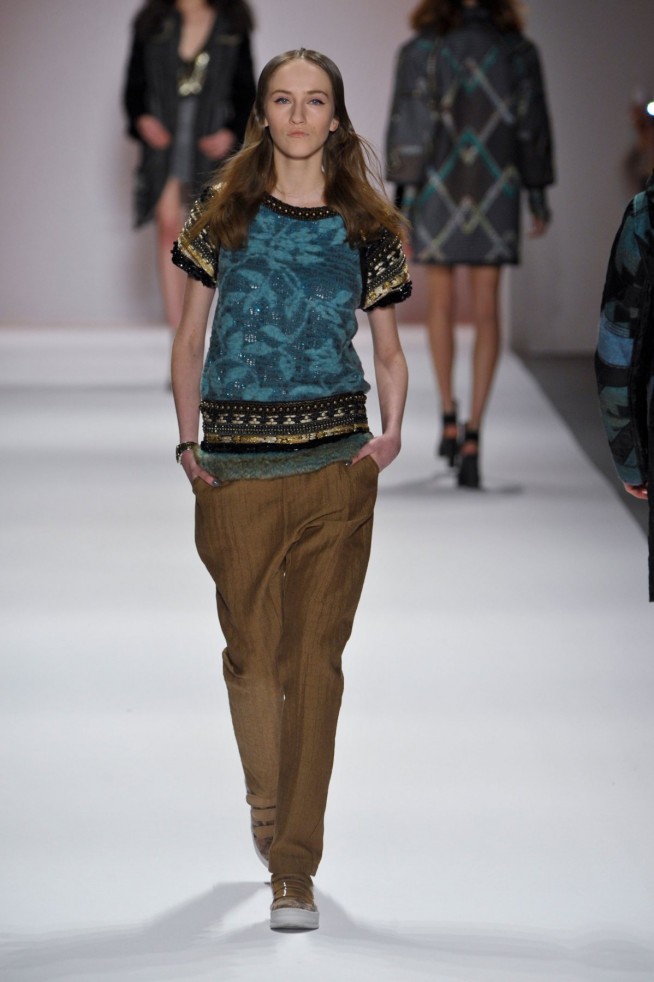 desfile-custo-barcelona-ny-inv2014-05