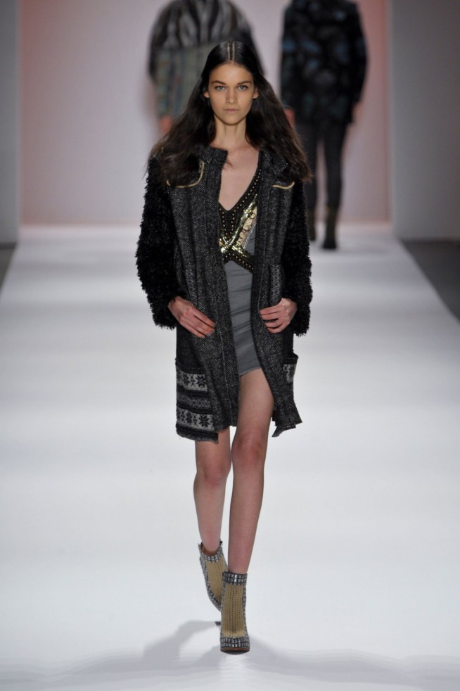 desfile-custo-barcelona-ny-inv2014-06