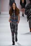 desfile-custo-barcelona-ny-inv2014-08