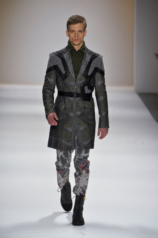 desfile-custo-barcelona-ny-inv2014-33