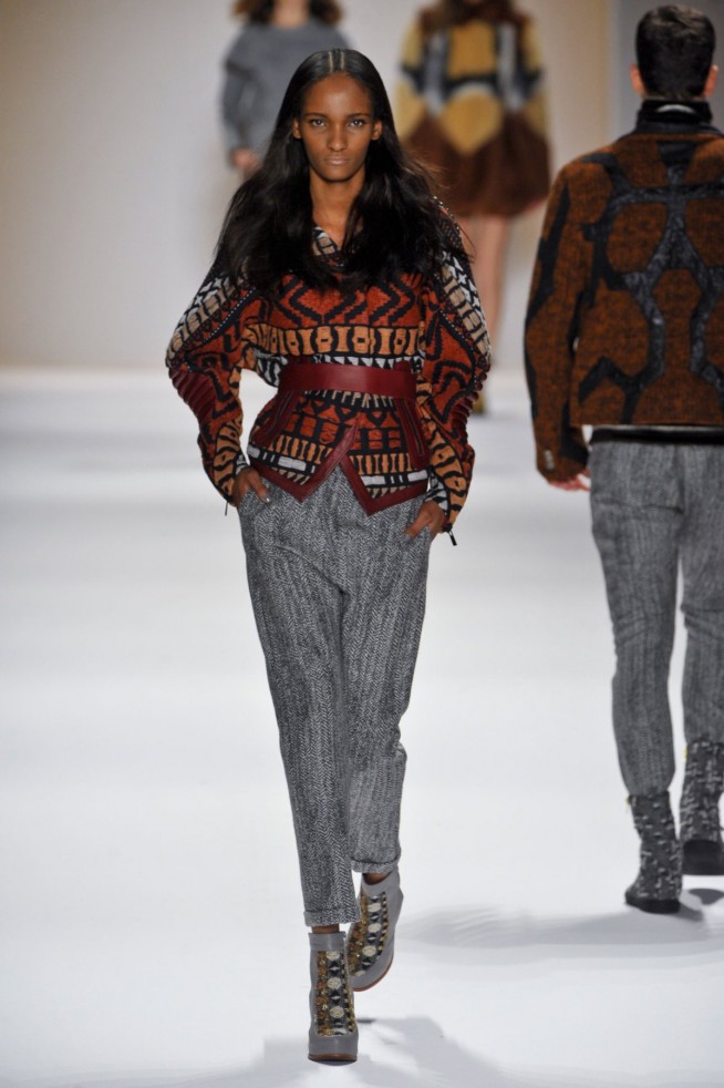desfile-custo-barcelona-ny-inv2014-39